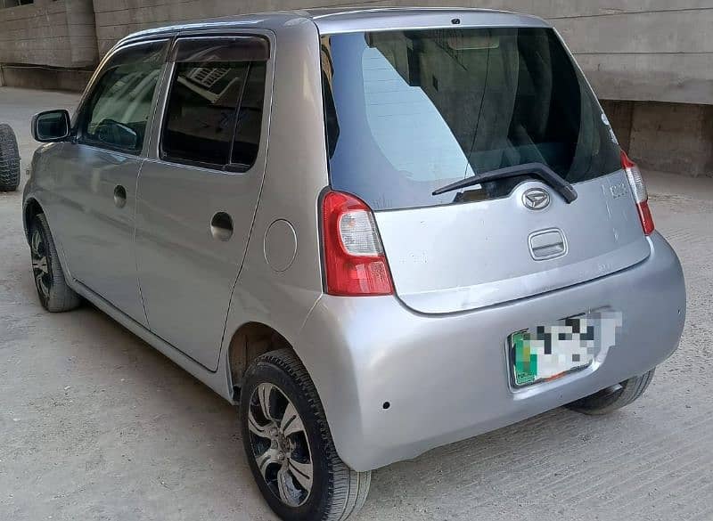 Daihatsu Esse 2011 4