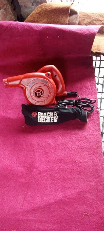 black & decker (company )ka bloore Hy 1