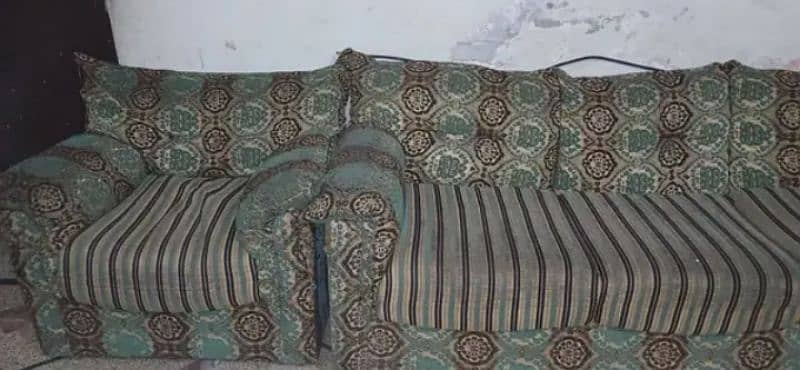 6 seater sofa set urgent sale 0