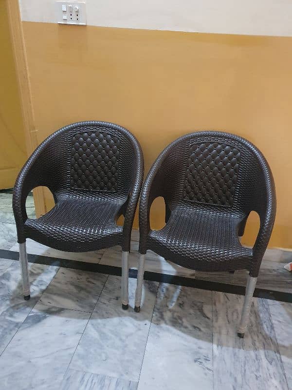 2 chairs with wooden Foldable table for sale 3