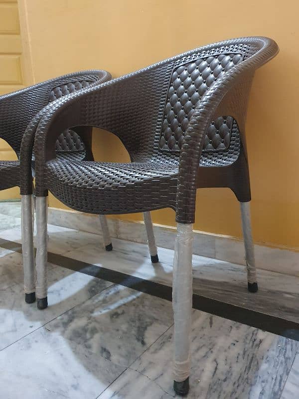 2 chairs with wooden Foldable table for sale 5