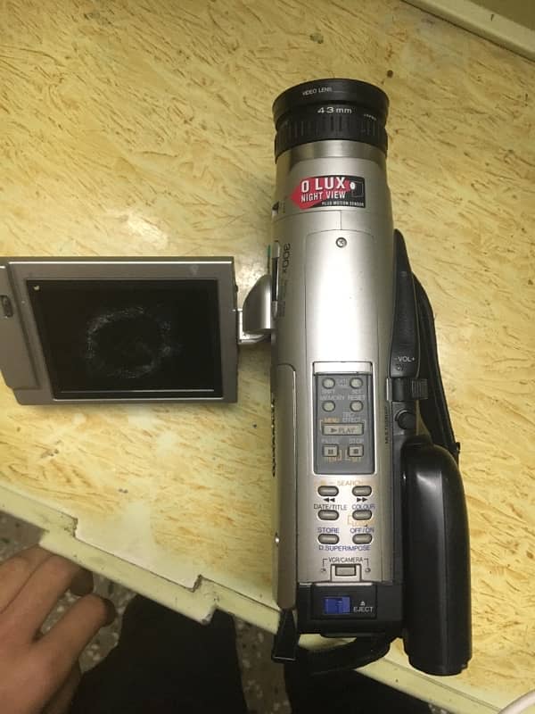 Panasonic nv-vx87 video camera 2