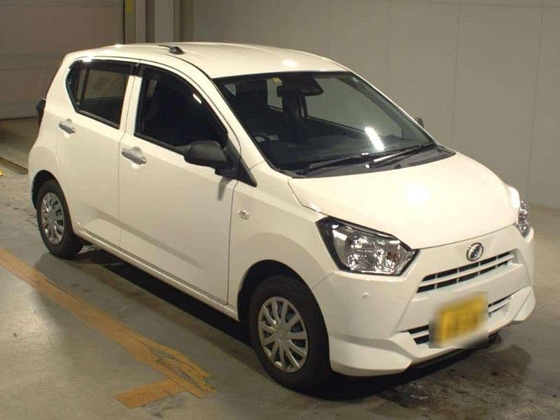 Daihatsu Mira 2022 6