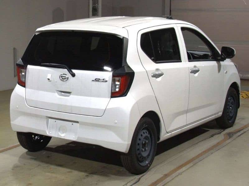 Daihatsu Mira 2022 7