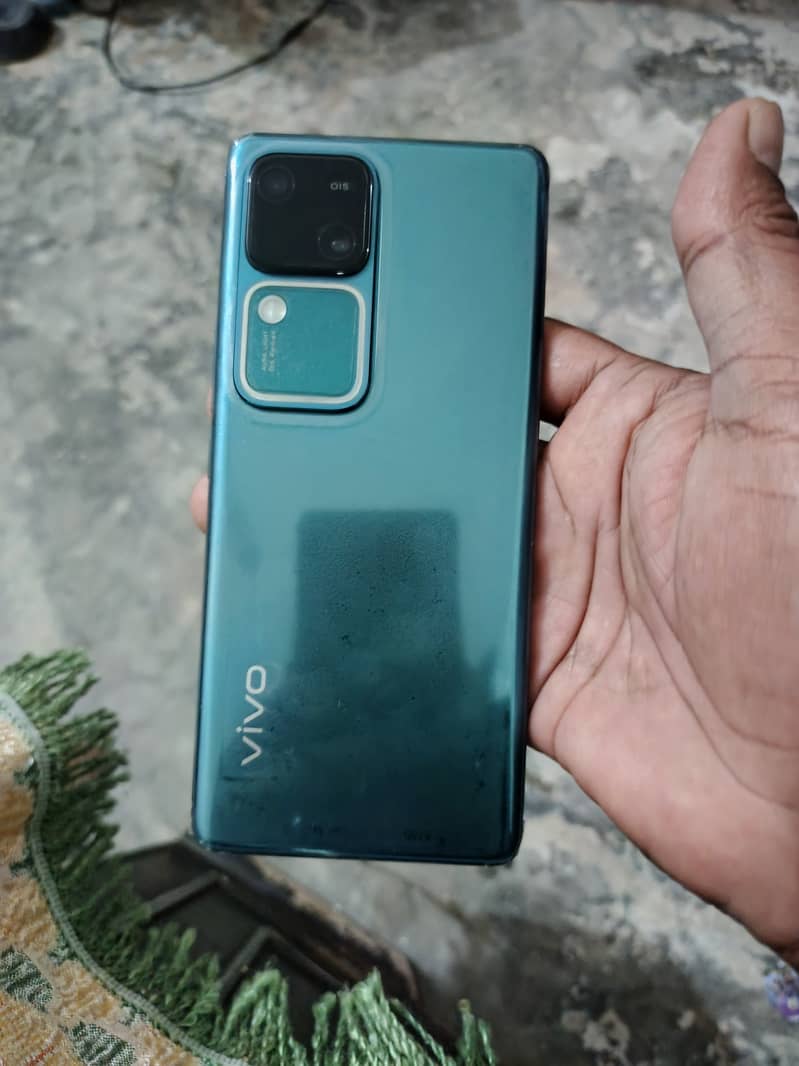 Vivo V30 2