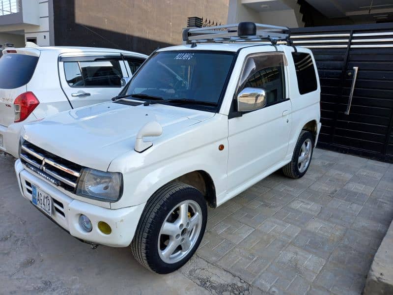 Mitsubishi Pajero Mini 2008 5