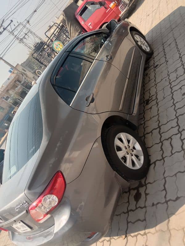 Toyota Corolla GLI 2012 5