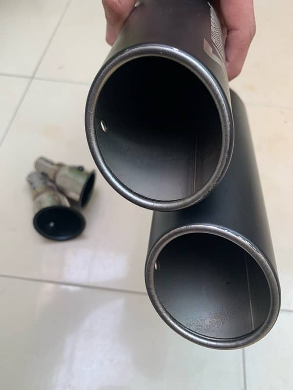 DUAL AKRAPOVIC EXHAUST 1