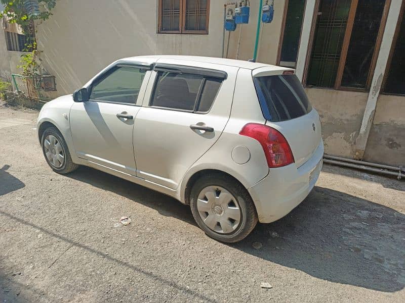 Suzuki Swift 2015 4