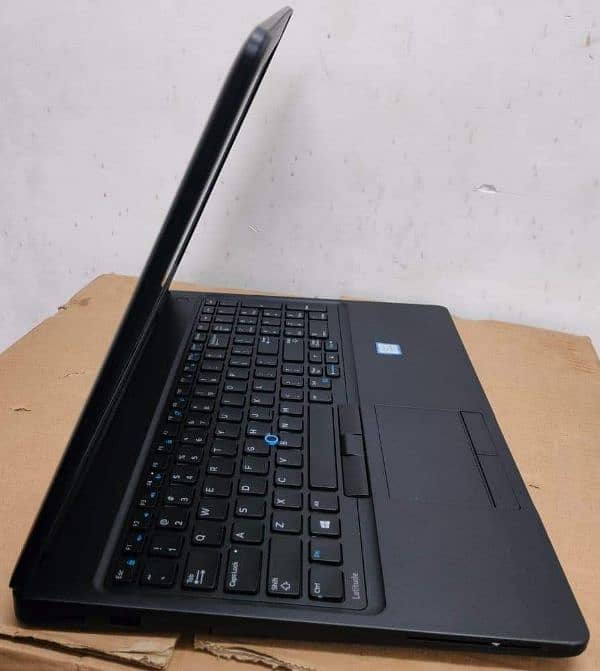 Dell Core i5 7th Gen Display 15.6 Numpad 8GB Ram, 256GB SSD 4