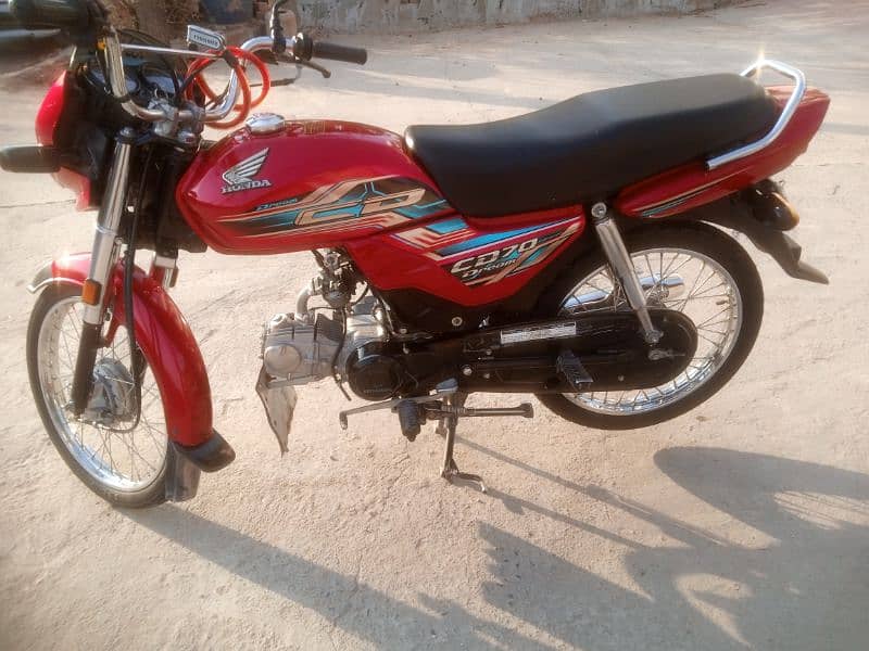 Honda 70 Dream 7