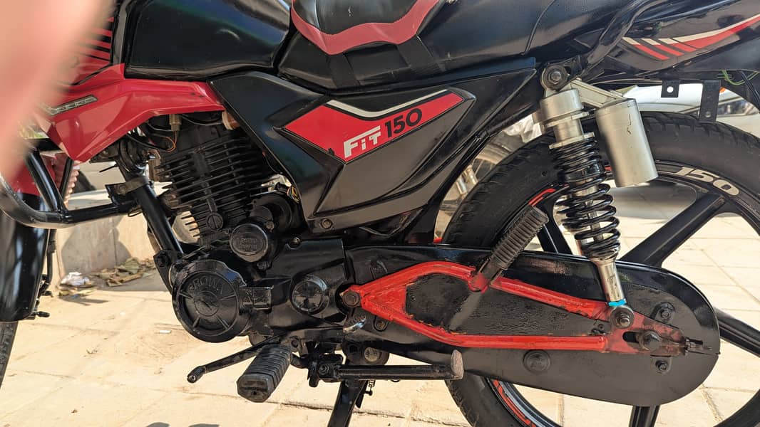 Crown FIT 150cc 2019 3