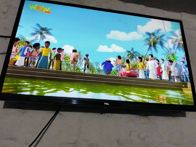 TCL 32" Original LCD With Box & Ramot 12