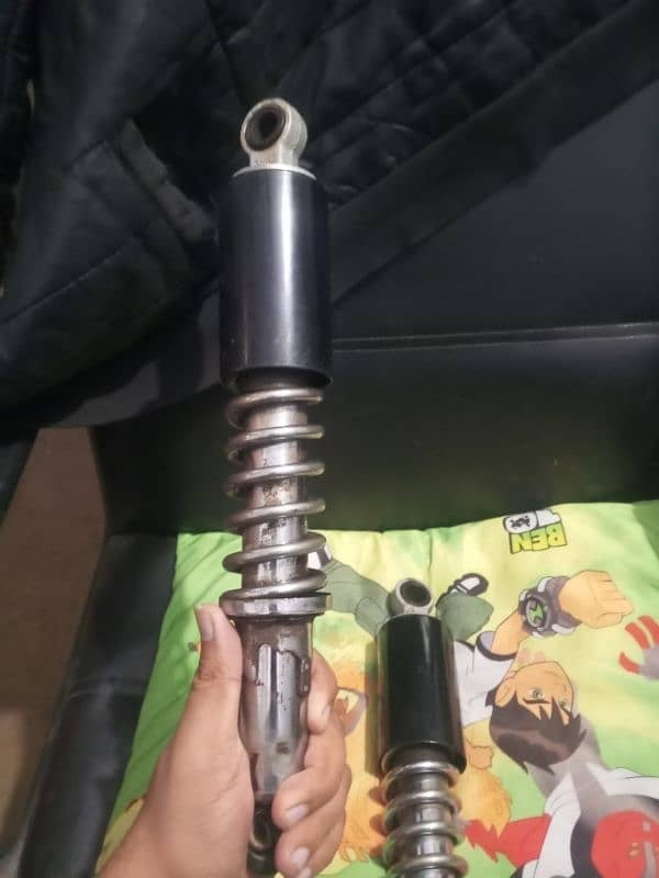 CD70 Genuine Shocks 1