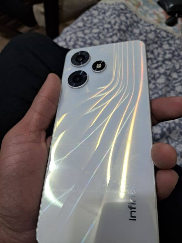 Infinix h0t 30 4