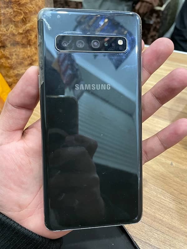 Samsung Galaxy s10 5g 1