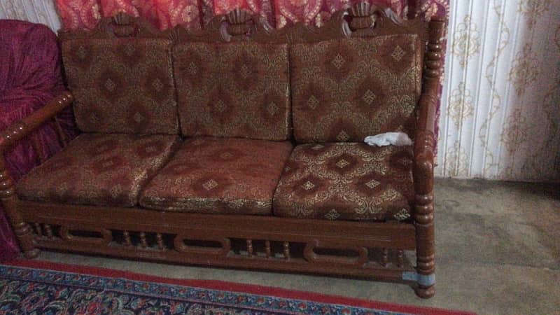 3 seater sofa 0