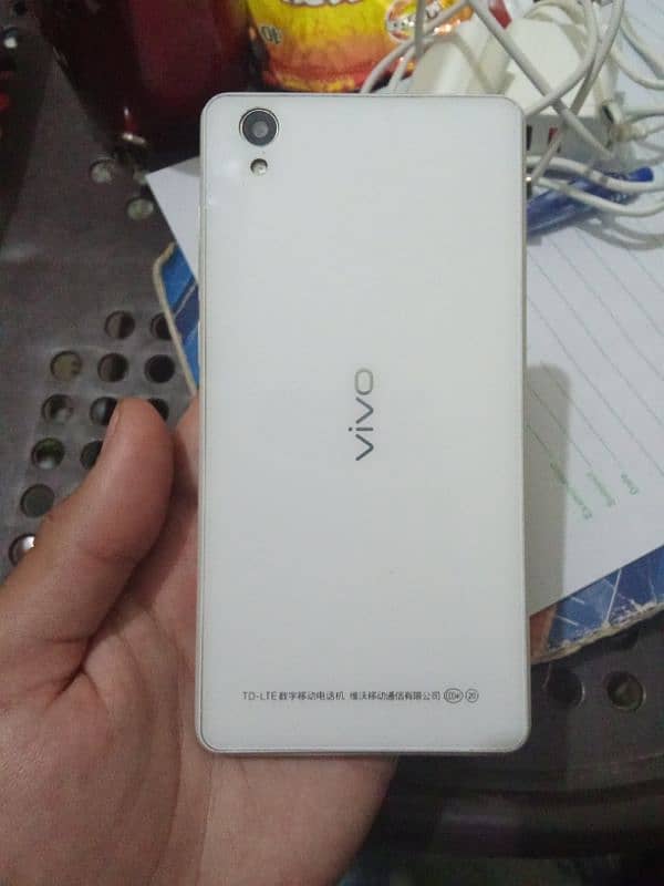 Vivo Y51A 1