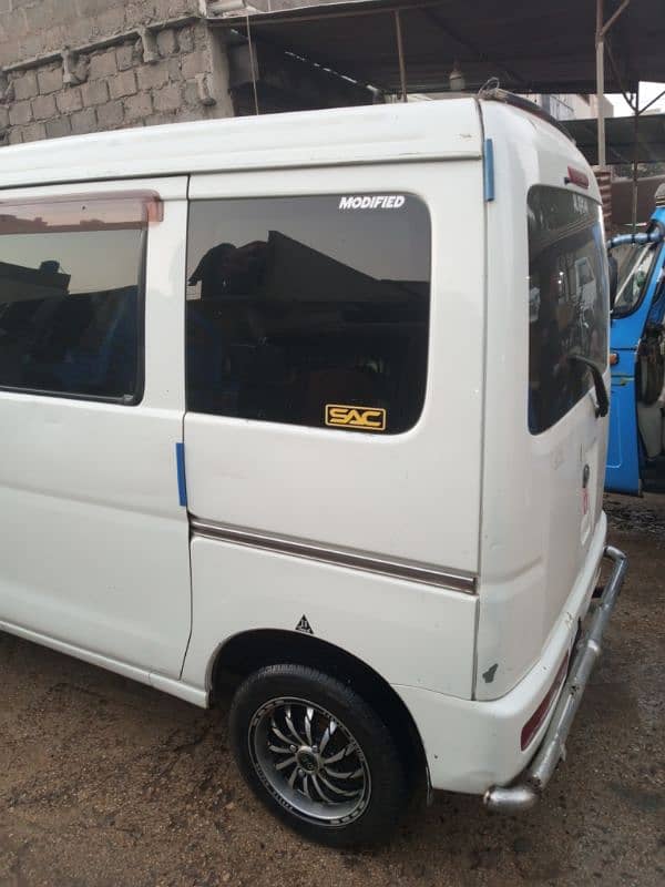 Daihatsu Hijet 2011 1