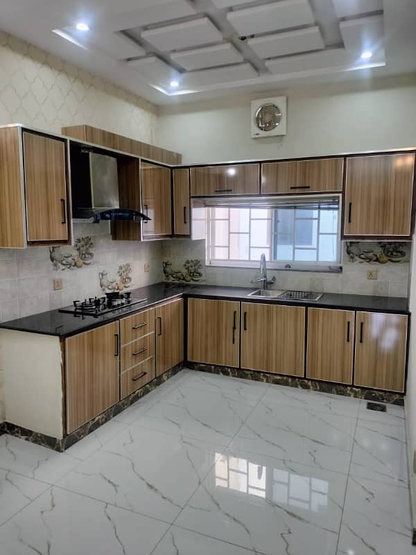 5.5 Marla Brand New House In Bahria Town For Sale 24