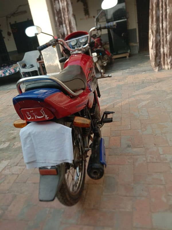 Honda Prider @ 1,15000/- Adda Pakhimorh Vehari 4