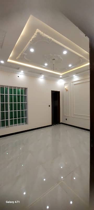 5 Marla Brand New House In Khayaban-e-Amin For Sale 7