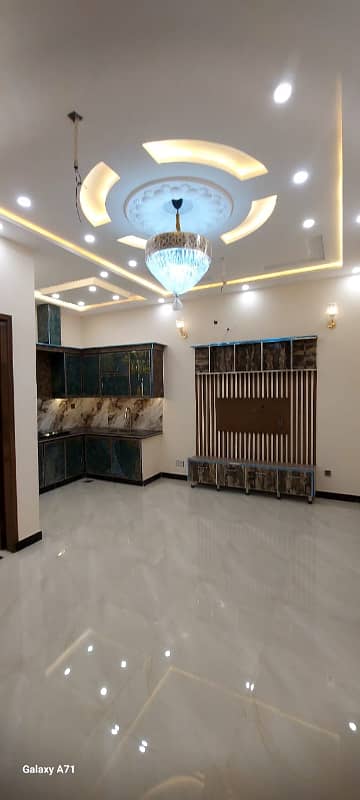 5 Marla Brand New House In Khayaban-e-Amin For Sale 10