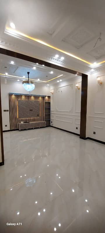 5 Marla Brand New House In Khayaban-e-Amin For Sale 14