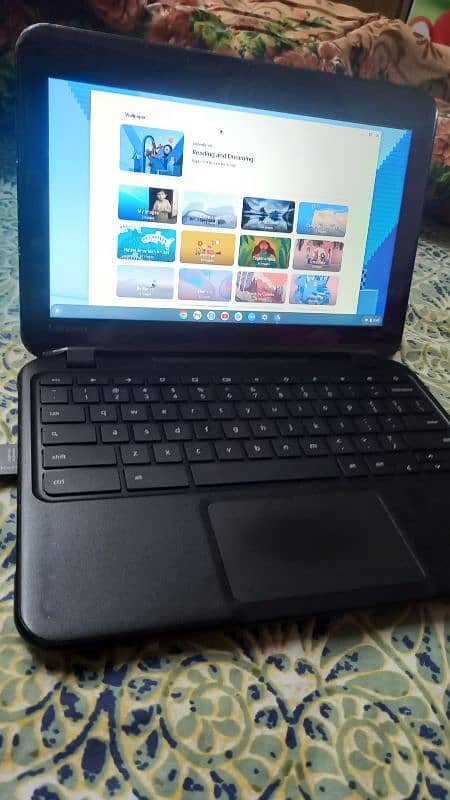 lenovo chrome book full fresh piece 4