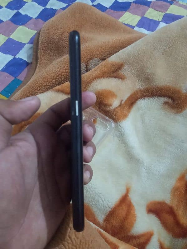 Iam selling Oppo A5s 3