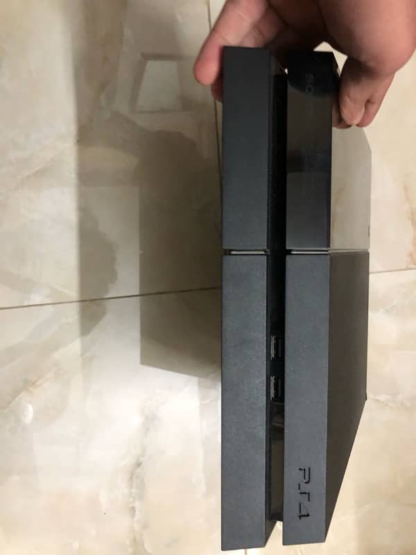 PS4 500gb (non jailbreak) 0