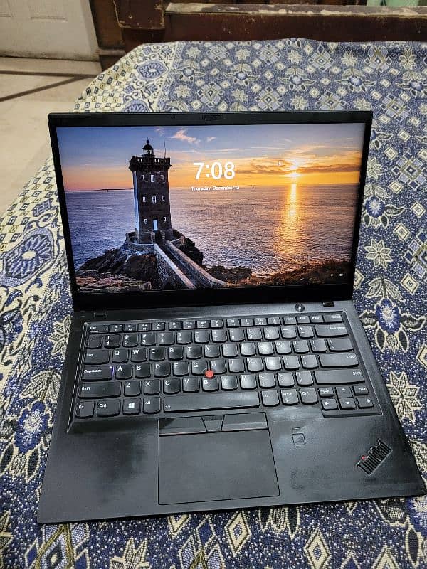 Lenovo x1 carbon 8