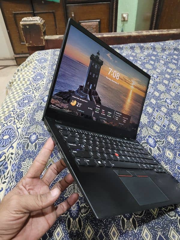 Lenovo x1 carbon 9