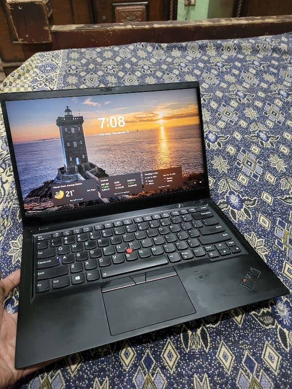 Lenovo x1 carbon 10