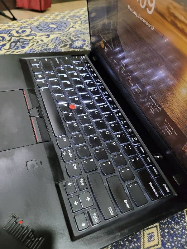 Lenovo x1 carbon 14