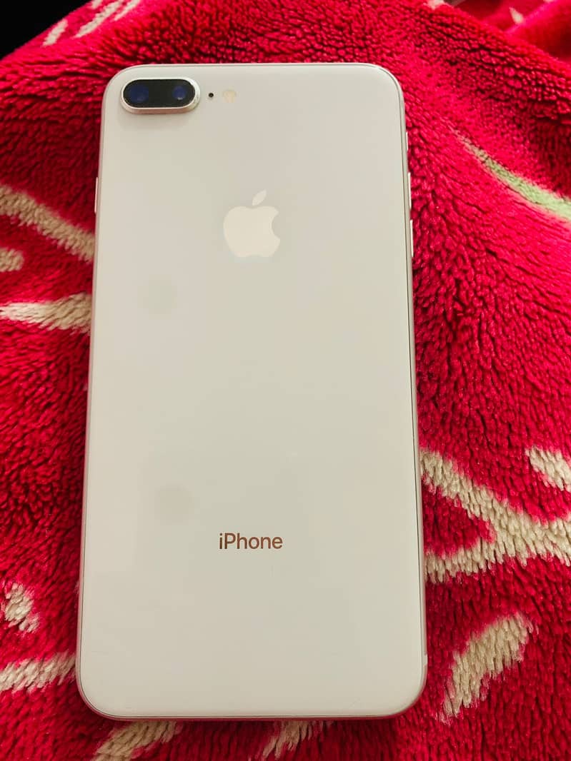 Apple iPhone 8 Plus 0