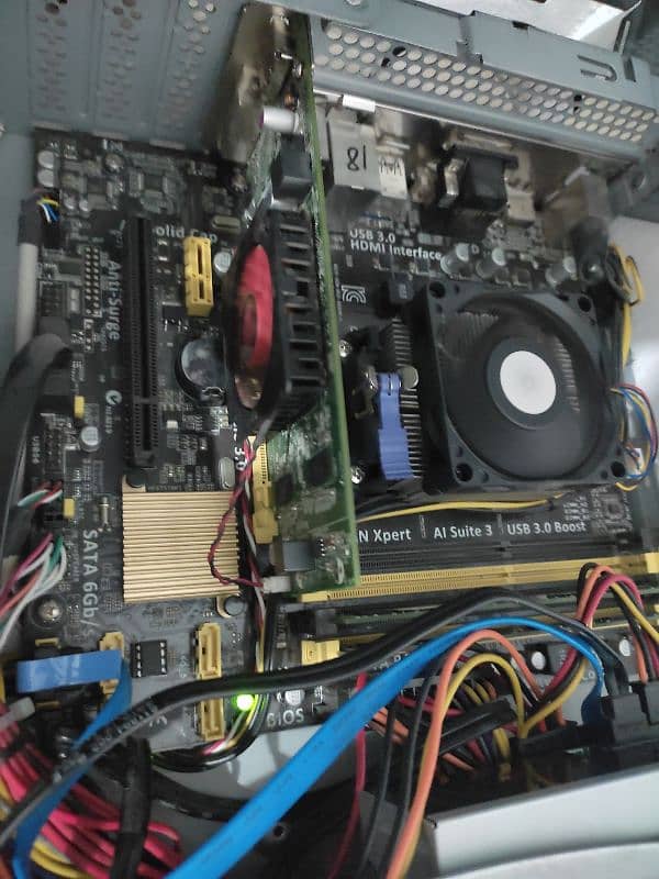 Asus AMD A4 Pro (Gaming PC) 6