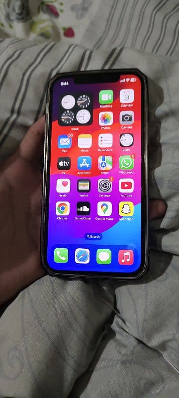 iphone 12 pro max non 7