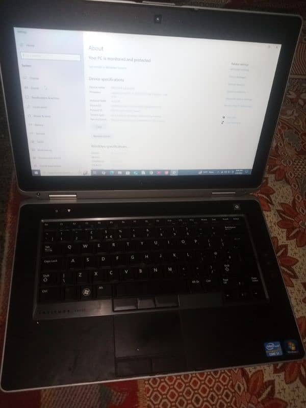 dell laptop for sale demand 13000/- 2