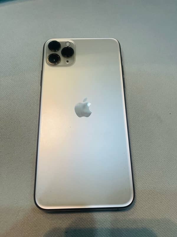 Iphone 11 pro max 64 gb Non PTA 1