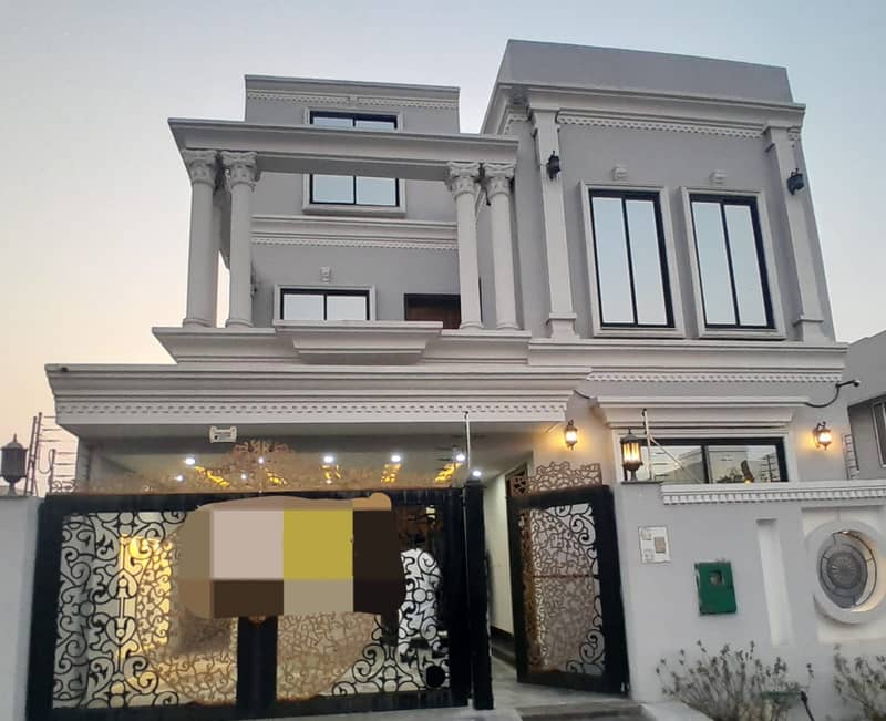 BRAND NEW HOUSE OF 8 MARLA AVAILABLE FOR SALE IN BAHRIA ORCHARD LAHORE 0