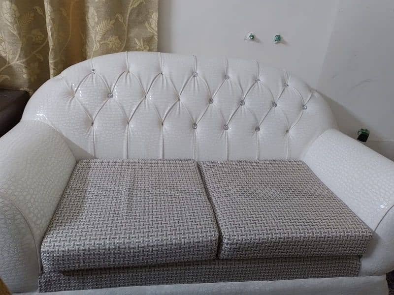 Beautiful sofa set 2