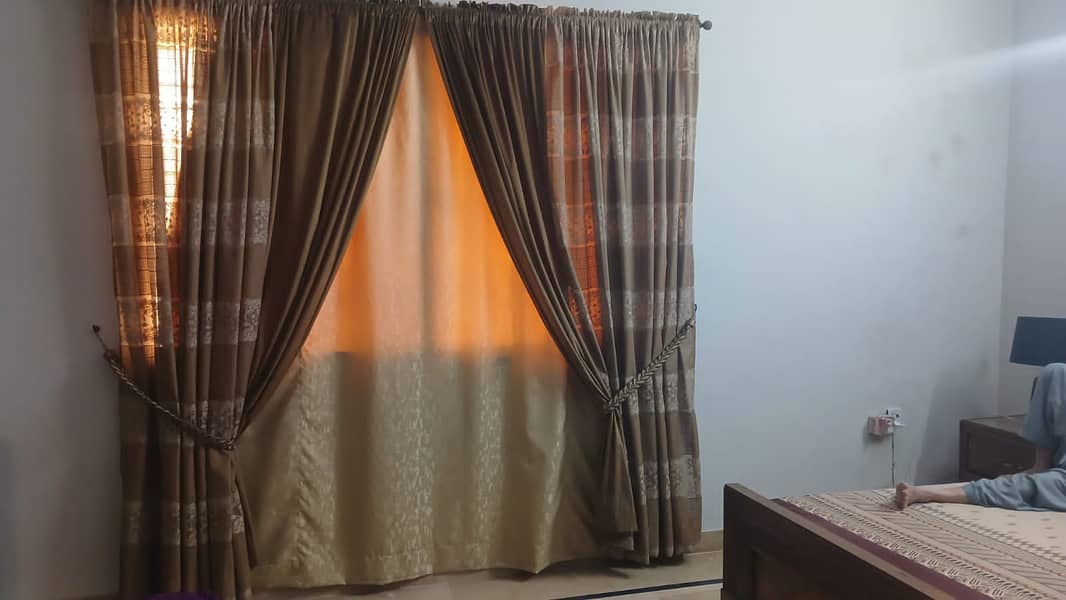 Fancy Brown Curtains 0