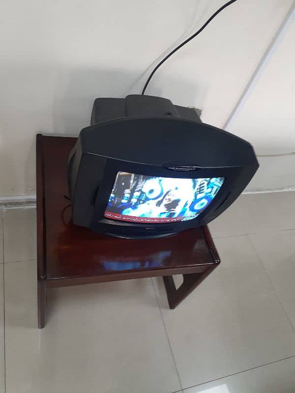 LG TV good condition 14 inch 1