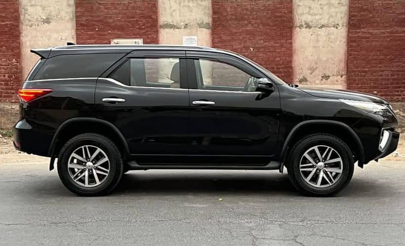 Toyota Fortuner 2018 6