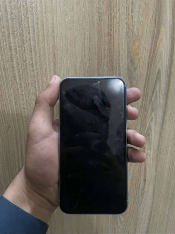 iphone XR 1