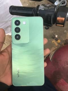 vivo y100