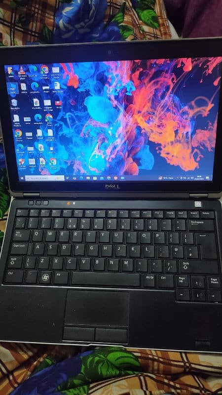 Used Dell Latitude E6230 – Budget-Friendly & Fully Functional 0