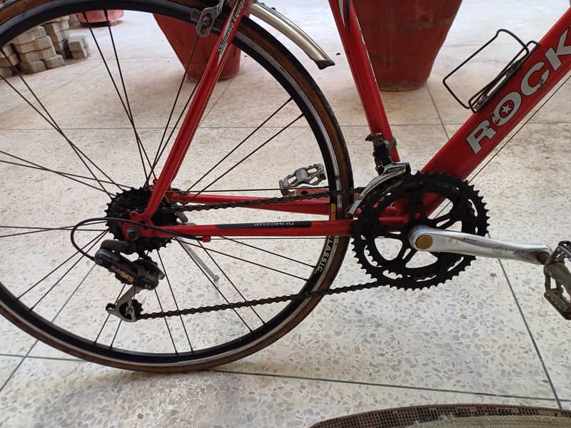 Road bicycle available for sale 2