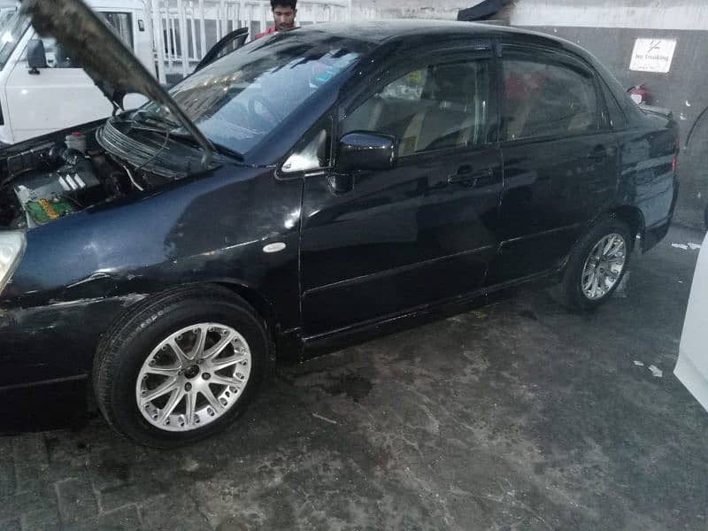 Suzuki Liana 2005 8